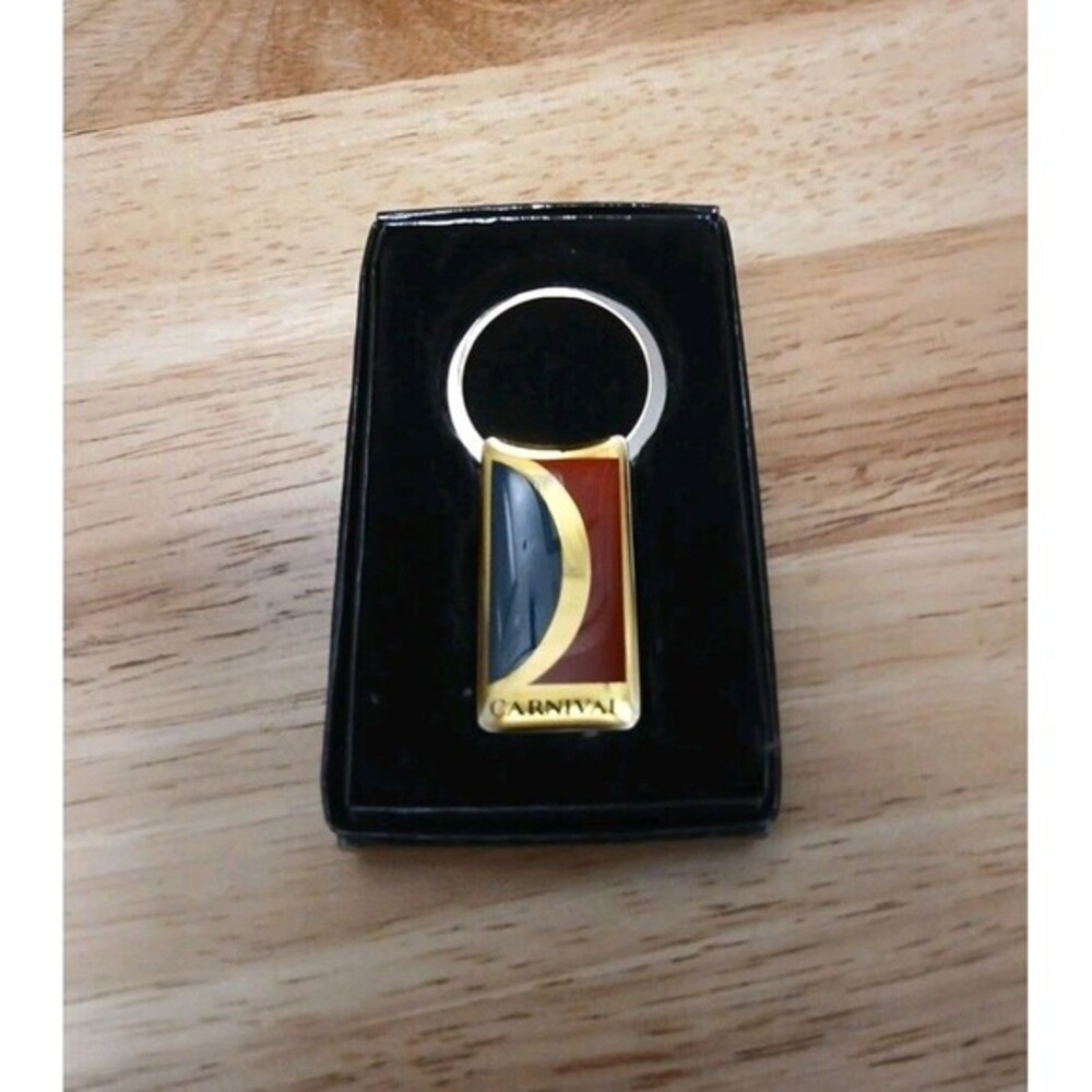 Carnival Cruise Line Promotional Souvenir Vintage  Keychain‎ Metal Cruise Ship